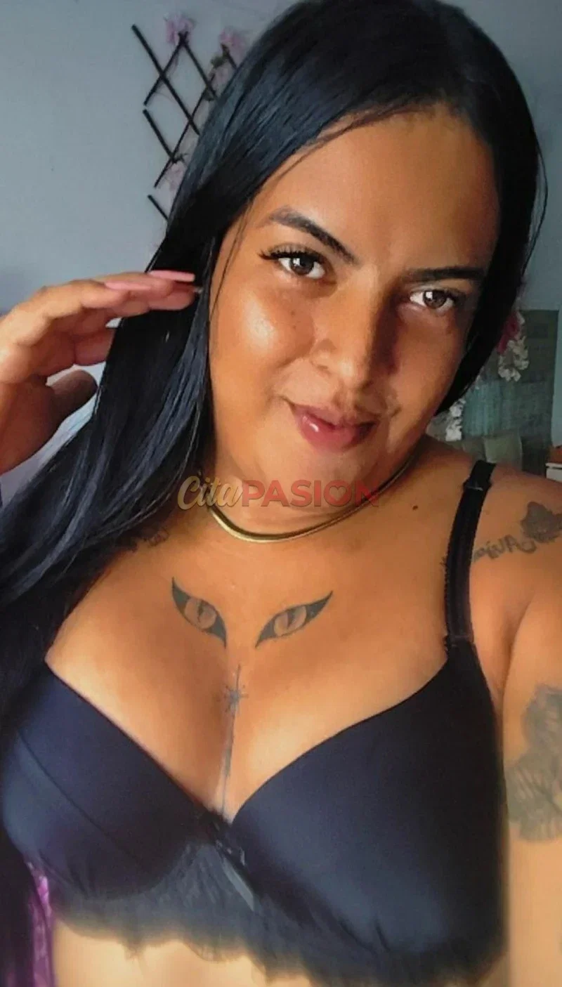 Miniatura 2 de Travesti en Alzira. Travesti muy femenina y alegre, recien llegada a Alzira.