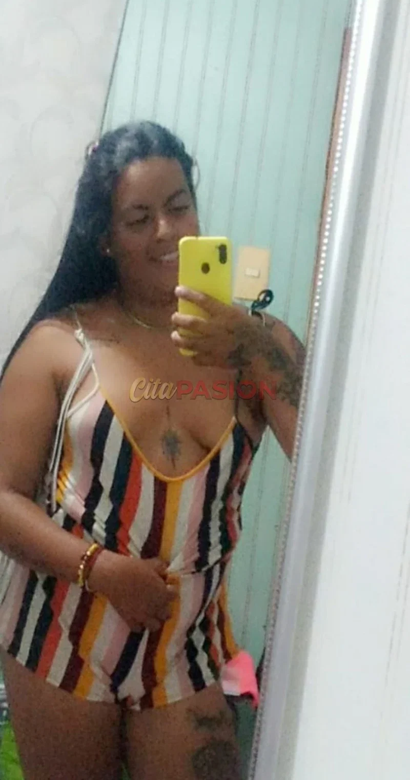 Miniatura 4 de Travesti en Alzira. Travesti muy femenina y alegre, recien llegada a Alzira.