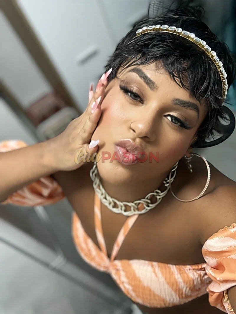 Miniatura 4 de Travesti en Castellón capital. Brasileña activa, cariñosa y amable en Castellón de la Plana.