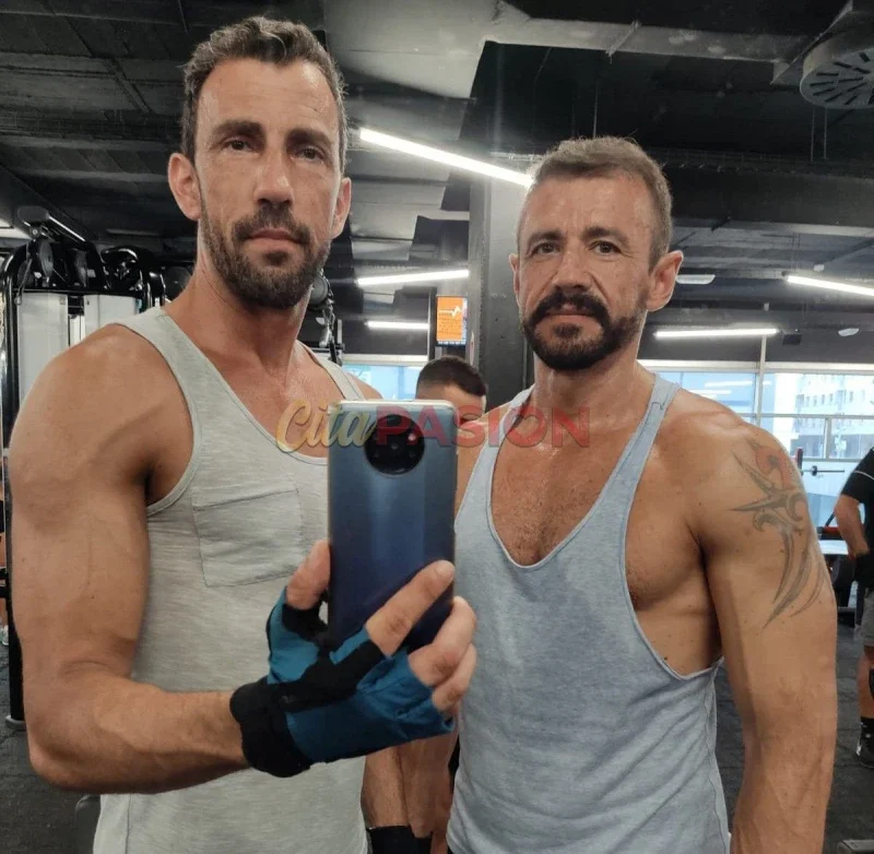 Miniatura 2 de Gay en Madrid capital. Pareja de gays sensuales y apasionados.