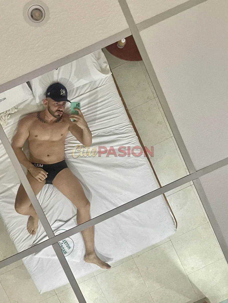 Gay en Madrid capital. El mejor plan de compañía para ti.