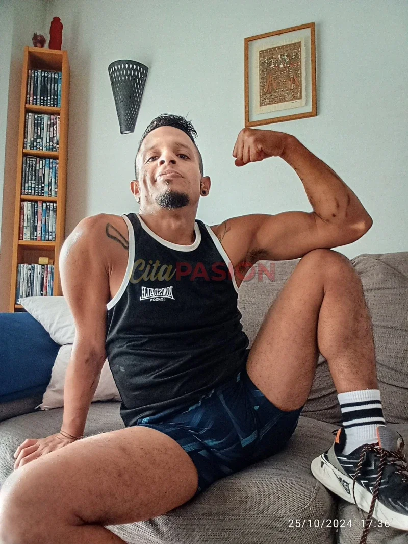 Miniatura 4 de Gay en Palma de Mallorca. Colombiano fibrado. Diversión intensa garantizada.