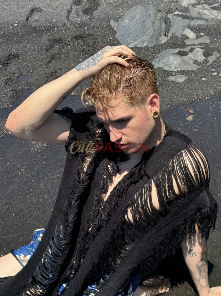 Miniatura 3 de Gay en Madrid capital. Chico de compañía (Findom guy)