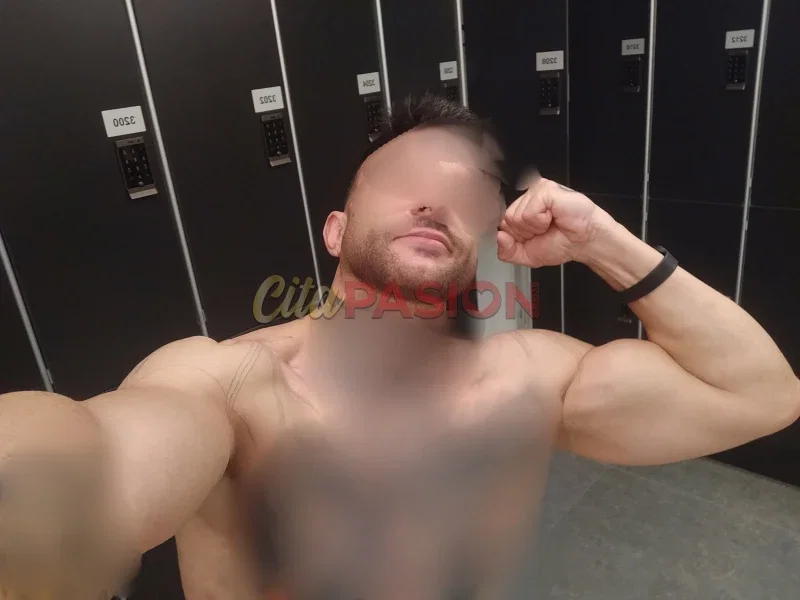 Miniatura 3 de Boy en Burgos capital. El compañero ideal para hacerte sentir especial. ¡Solo chicas!