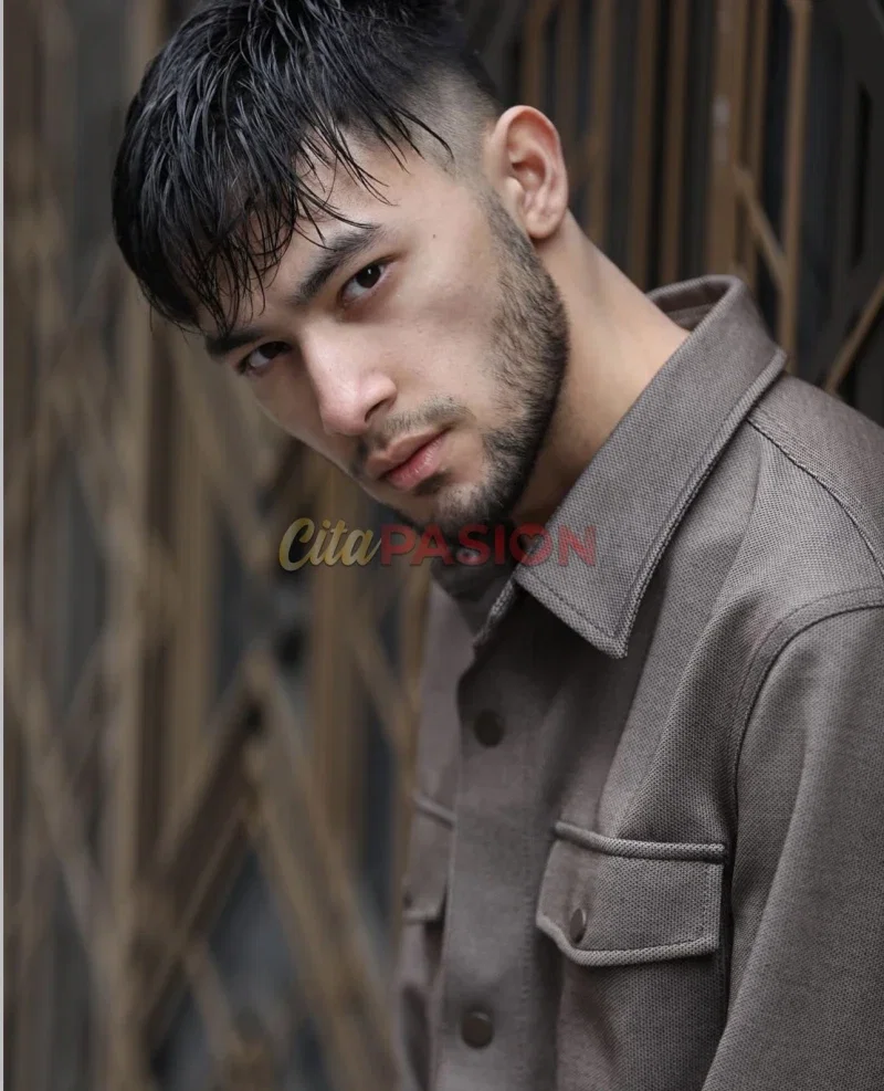 Boy en Barcelona capital. Hombre elegante, apasionado y seductor.