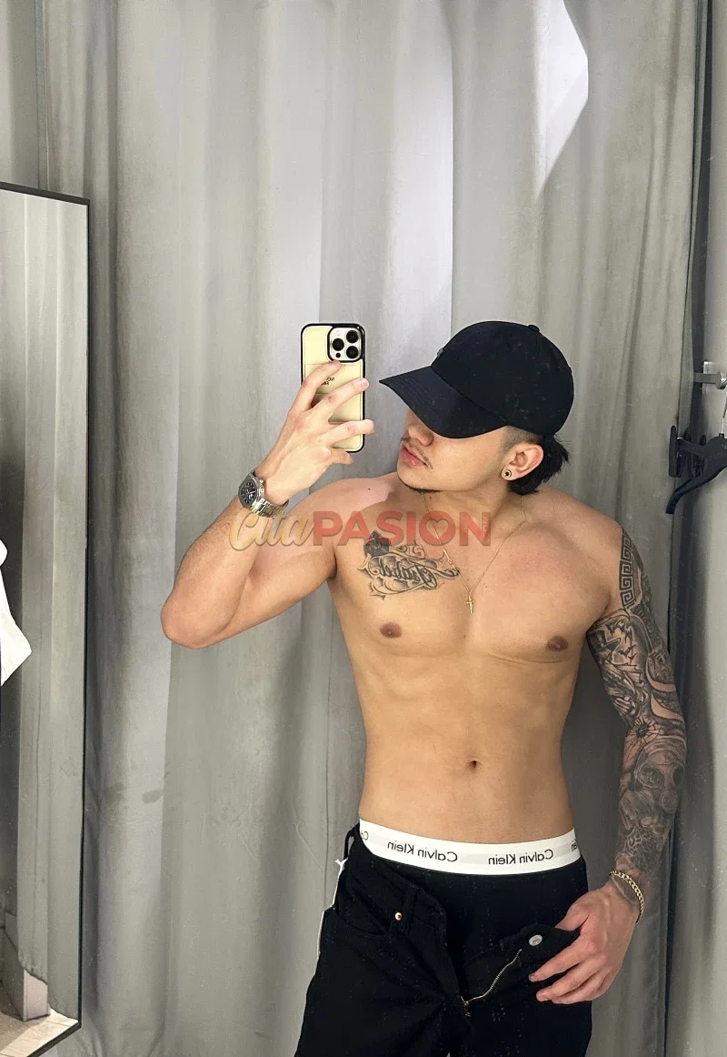 Miniatura 3 de Boy en Madrid capital. Chico latino, serio y discreto, con apartamento privado.