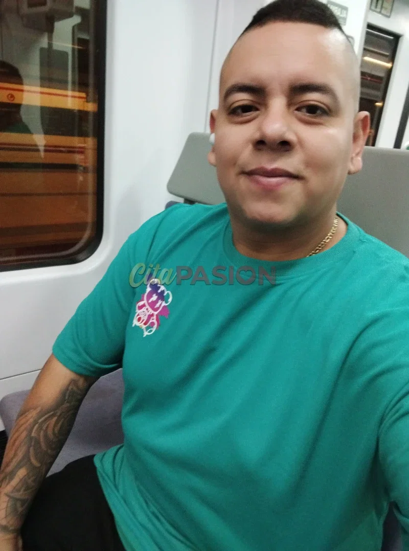 Miniatura 6 de Boy en Castellón capital. Profesional masajista para salir de la rutina en tu domicilio o hotel.