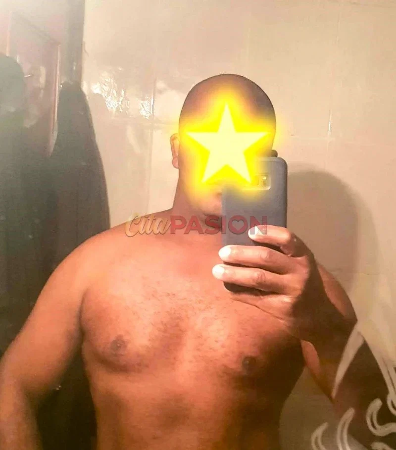 Boy en Vila-real. Chico joven para quedar y pasar un buen momento en Castellon.