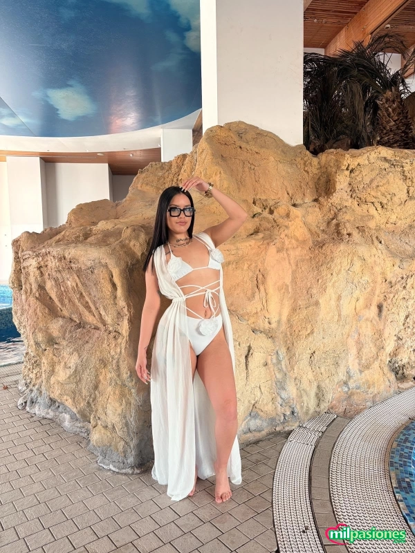DUO AMIGAS  SEXO RICO EN PLAYA DE PALMA BOMBA DE SEXO