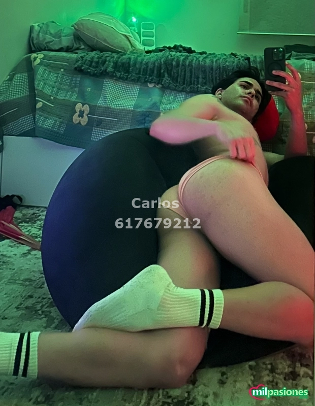 LATINO  complaciente Y DISPONIBLE muy CARIÑOSO