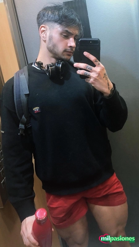 DELICIOSO HOMBRE SENSUAL FIESTERO VEN Y DISFRUTA - Foto