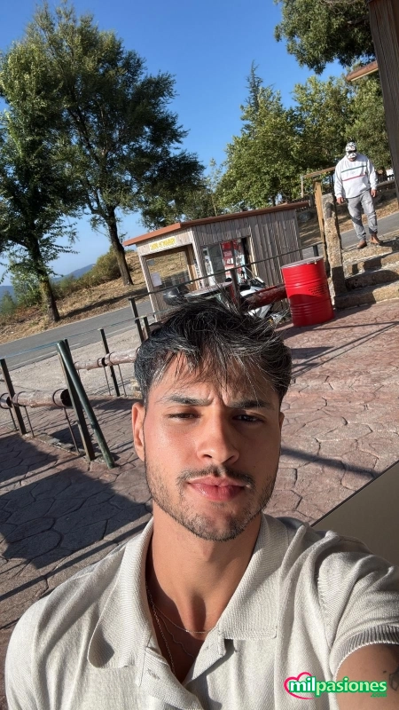 DELICIOSO HOMBRE SENSUAL FIESTERO VEN Y DISFRUTA - Foto