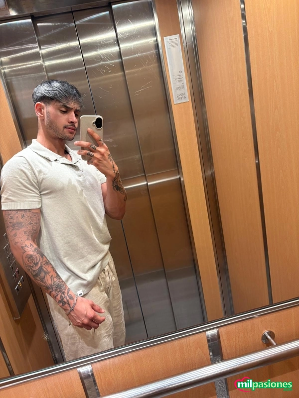 DELICIOSO HOMBRE SENSUAL FIESTERO VEN Y DISFRUTA - Foto