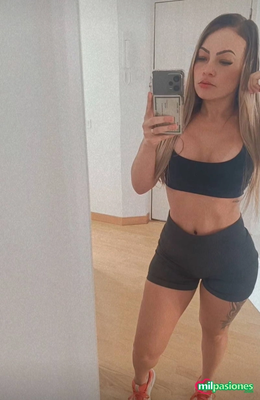 Miniatura 3 de Fernanda, una rubia guapa y cariñosa, recién llegada a la ci