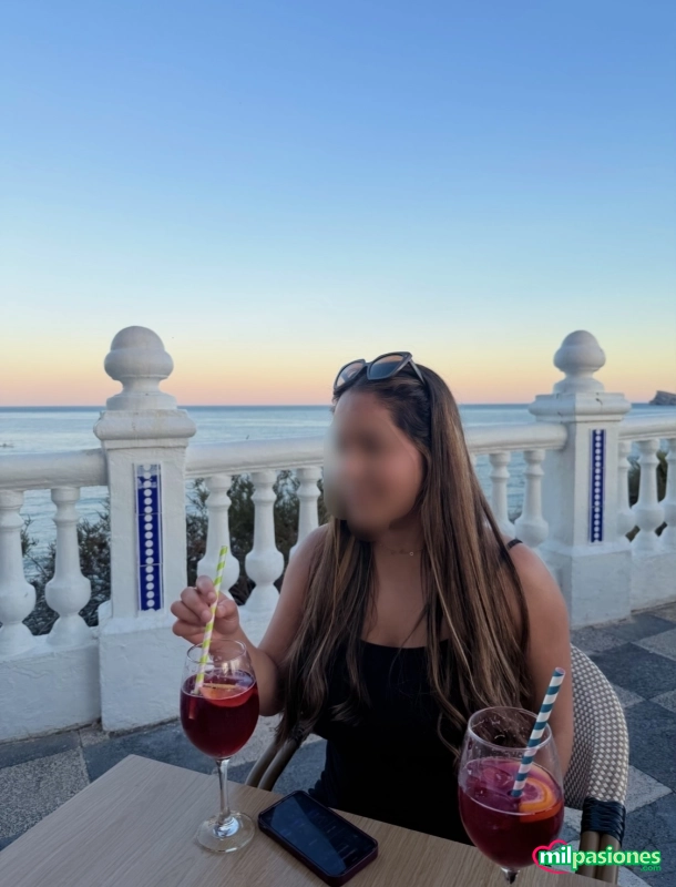 Miniatura 2 de DULCE|CHICA PRIMERIZA EN VIGO |PISO PRIVADO