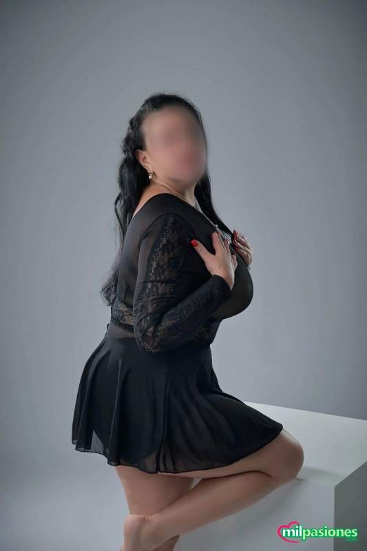 Miniatura 3 de Sol Escort madurita latina muy cachonda una bomba sexual