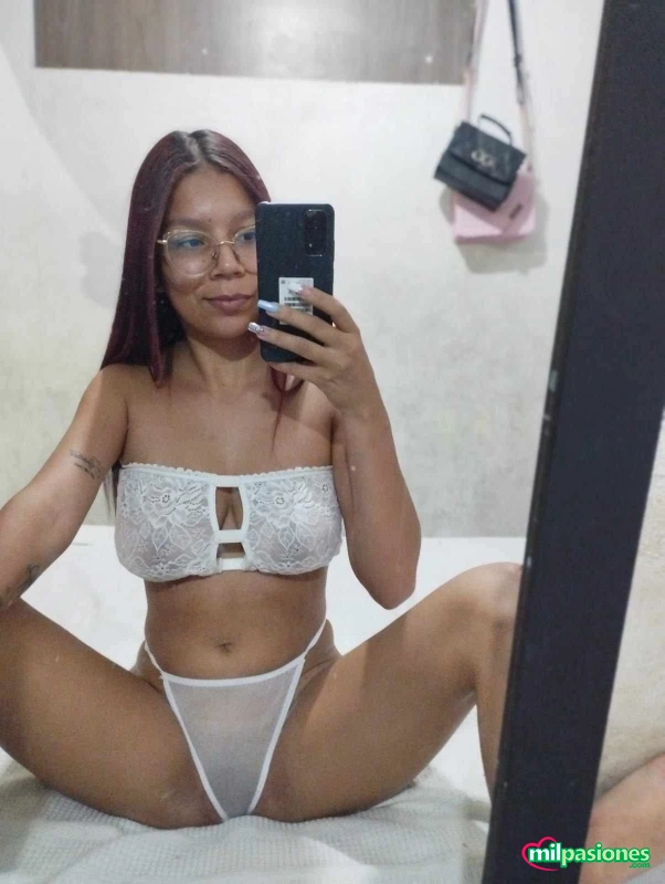 Miniatura 5 de Colombiana sexy y extrovertida   disponible 24 h