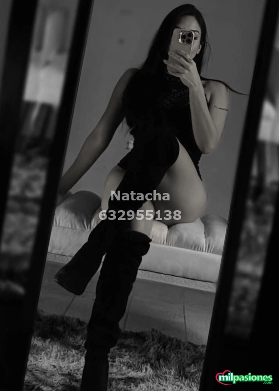Chica colombiana muy caliente en busca de un buen rato