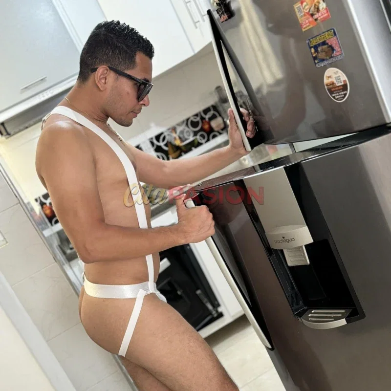 Masajista en Madrid capital. Colombiano paisa masajista en Madrid.