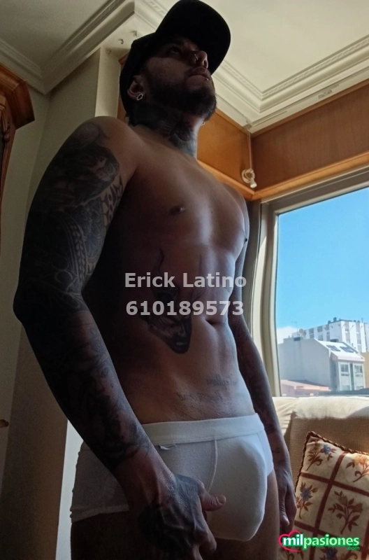 Erick Joven moreno Tatuado XL recién llegado