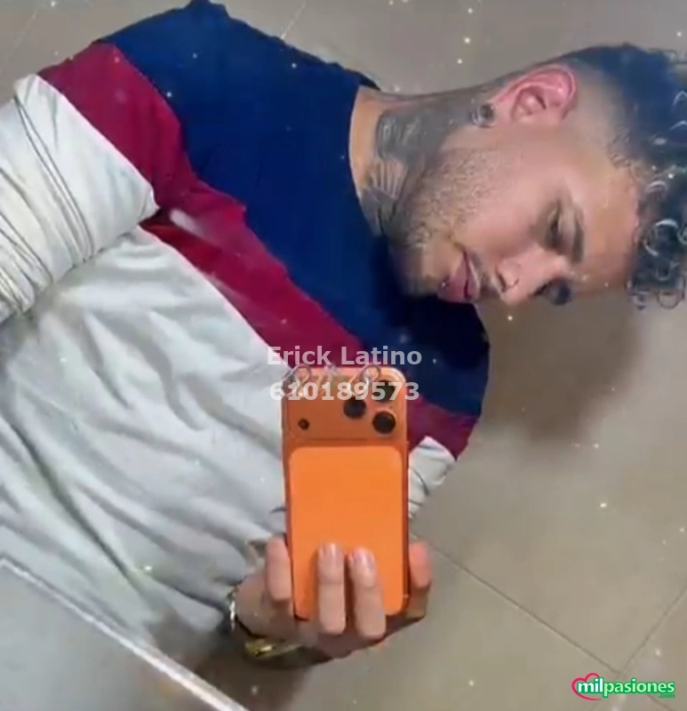 Miniatura 3 de Erick Joven moreno Tatuado XL recién llegado