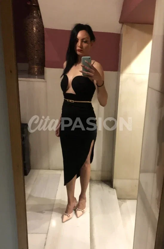 Miniatura 3 de Masajista en Valencia capital. Masajes relajantes y sensitivos en camilla o tatamy.