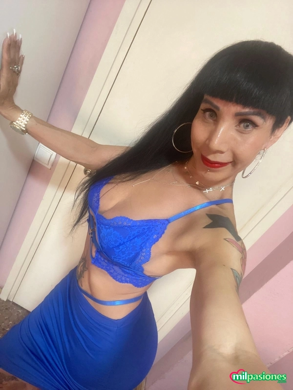Miniatura 2 de Hermosa mujer trans experta en principiantes videollamada