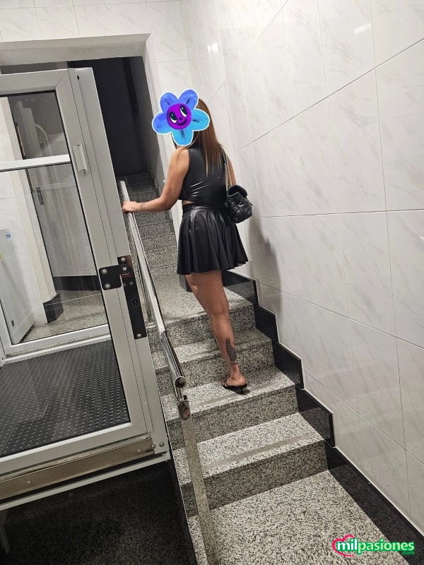 Miniatura 5 de RICO BOMBÓN VICIOSA LA REINA DE LA FIESTA