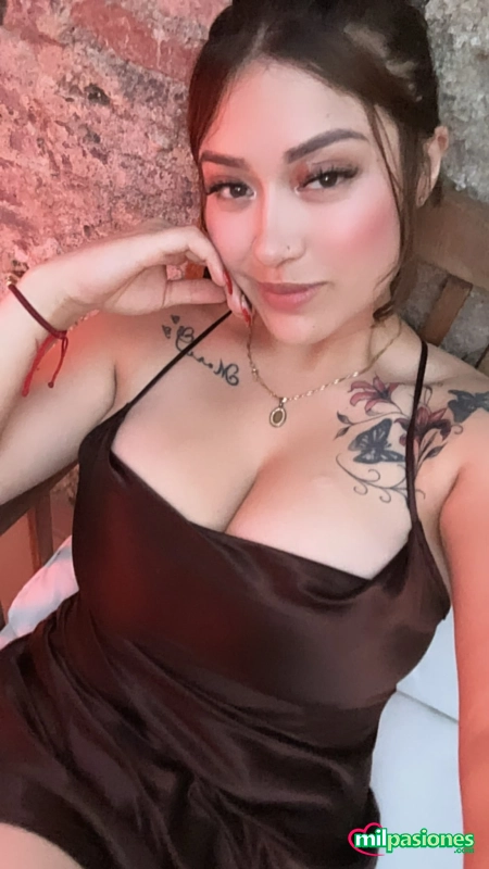 MUY BELLA QUEDARAS ENAMORADO DE MI BELLEZA