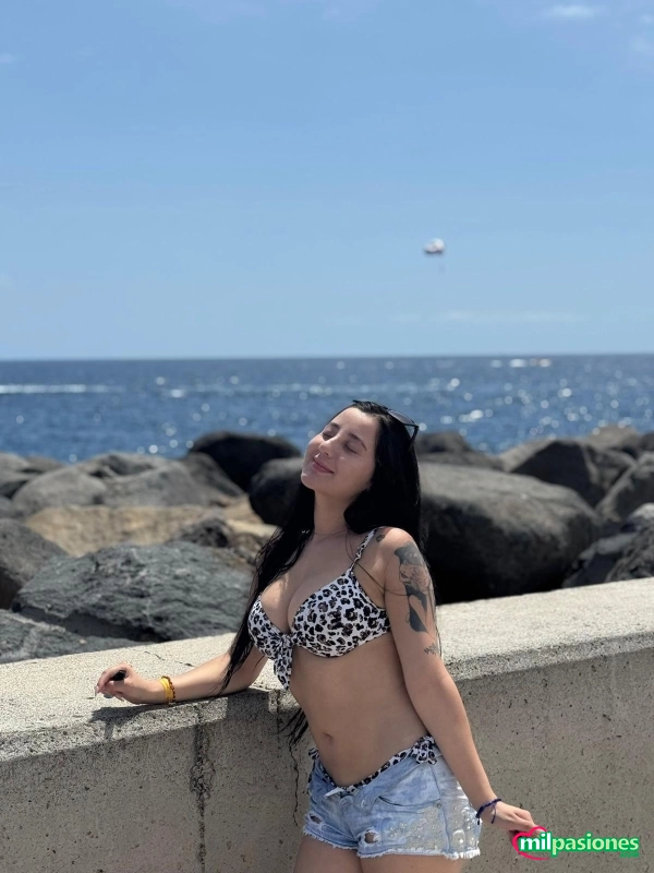 ENCANTADORA Y MUY CARISMATICA, VEN A VERME