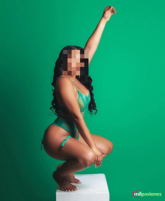 Miniatura 2 de 3 MUJERES CON DESEO A TODO ...UNA COMPLETA Y DOMINANTE