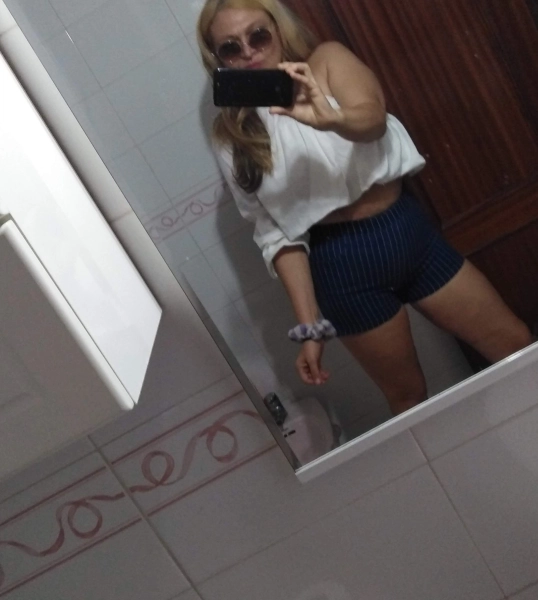 A rubia particular 24 hora