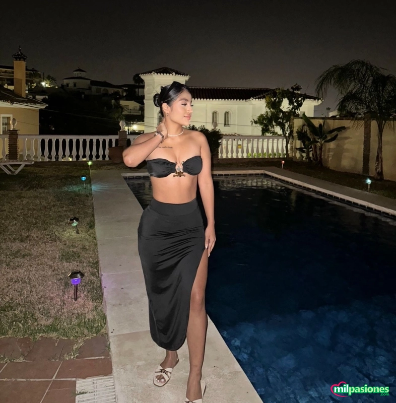 NOVEDAD EN LA CIUDAD REINA CAUTIVADORA Y ENCANTADORA - Foto