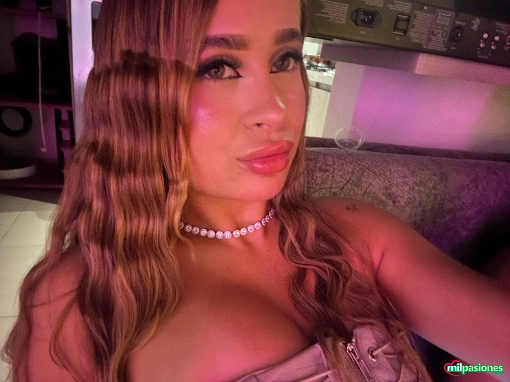 Miniatura 3 de Soy una chica cariñosa, seductora dulce