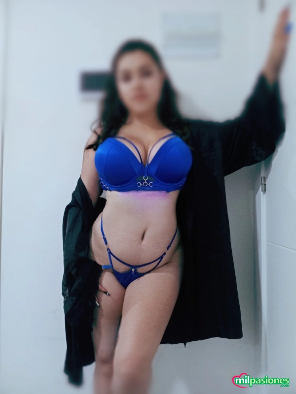 Miniatura 2 de Española pecho grande dulce y sensual.