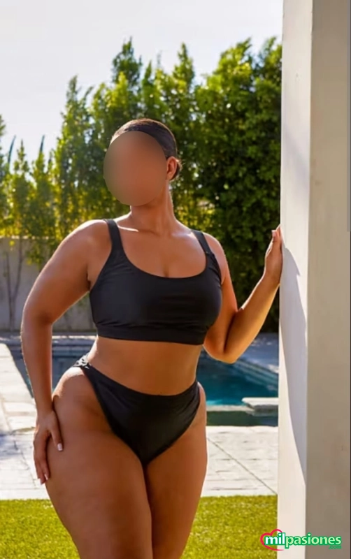 Miniatura 3 de Karamelo dulce y sensual dama