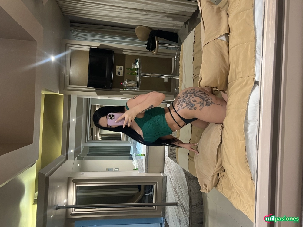 Miniatura 5 de Fiestera Novedad LATINA HERMOSA 26 años Danna bien cachonda