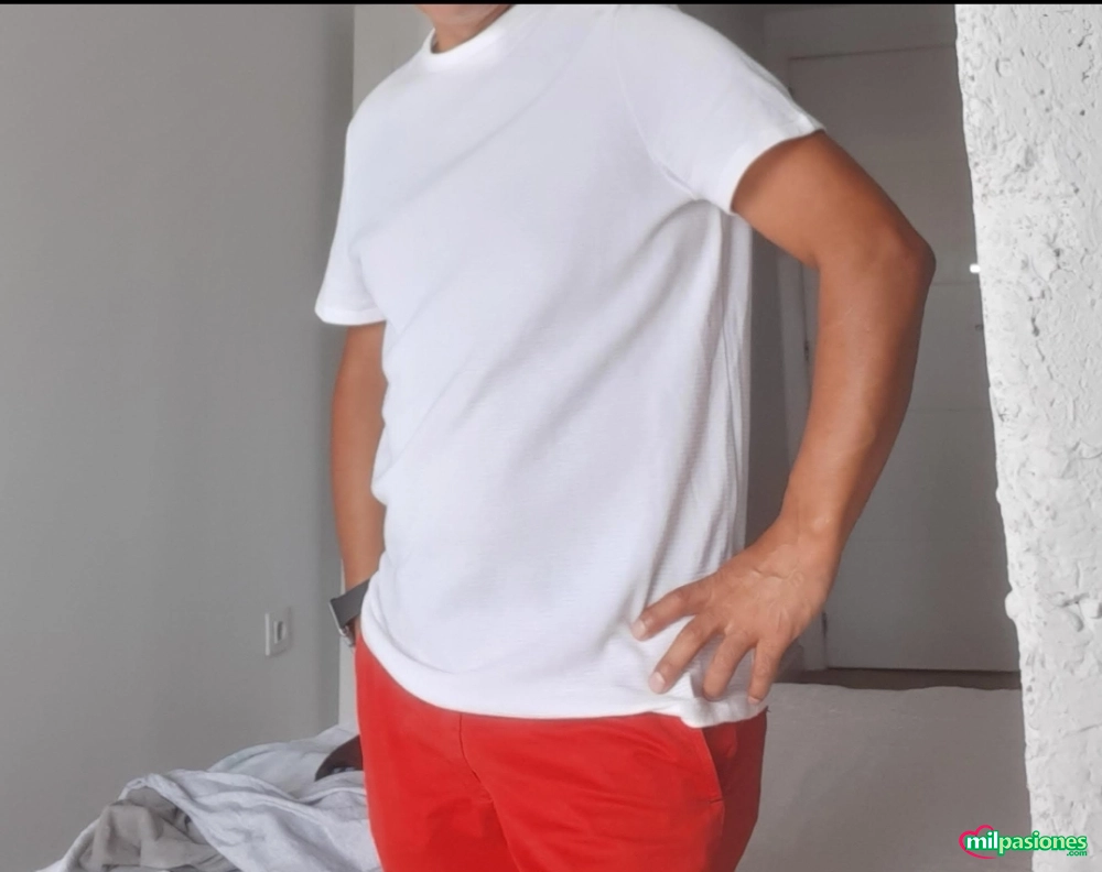 Miniatura 2 de Latino cachondo aseado y discreto para pasarlo bien