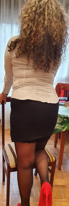 Asturiana madura guapa rubia sexy tu mejor compañía