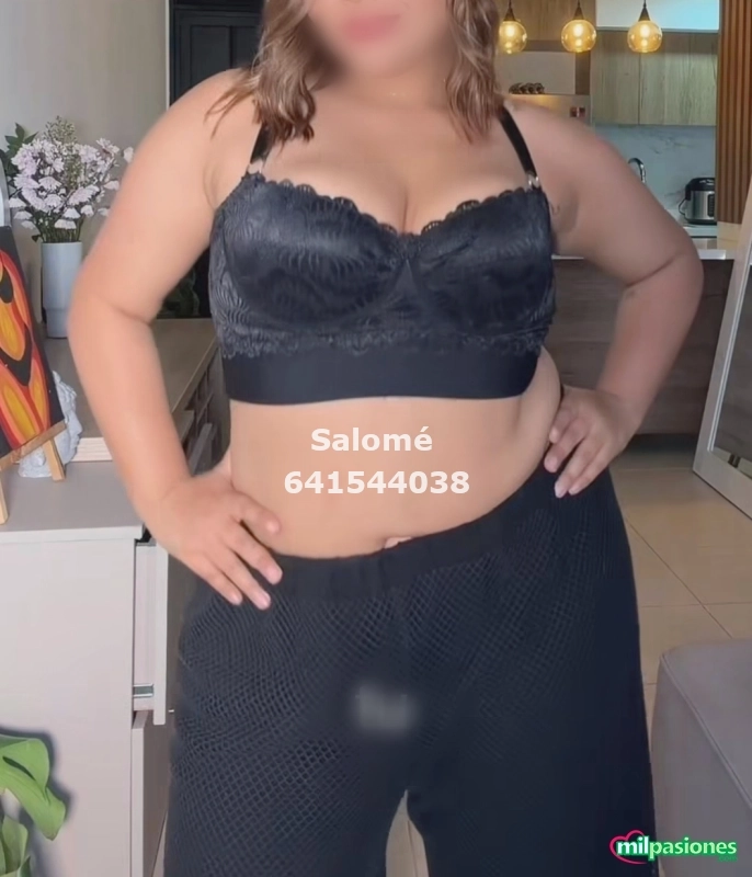 Dulce y Hermosa Rellenita y tetona fiestera y implicada