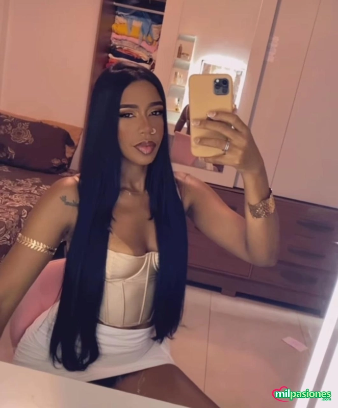 JHULLY EN ALGECIRAS COQUETA DIOSA DEL SEXO CON GANAS DE TI