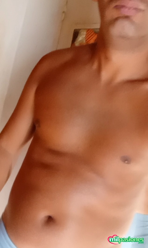 Chico bien dotado xxl árabe (hetero) torrevieja