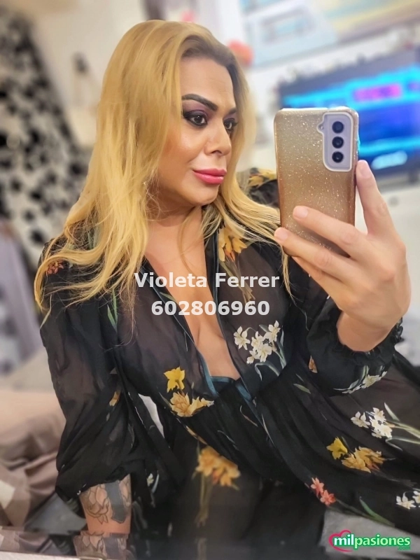 Miniatura 3 de Trans violeta Ferrer una belleza latina besos