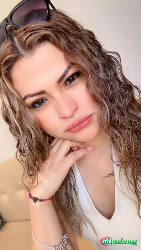 Miniatura 2 de EN CENTRO HISTORICO LEIRE DIOSA  PROVOCATIVA Y CALIENTE