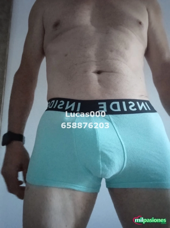 Soy  maduro buscó trío y  chicas sola y  trans