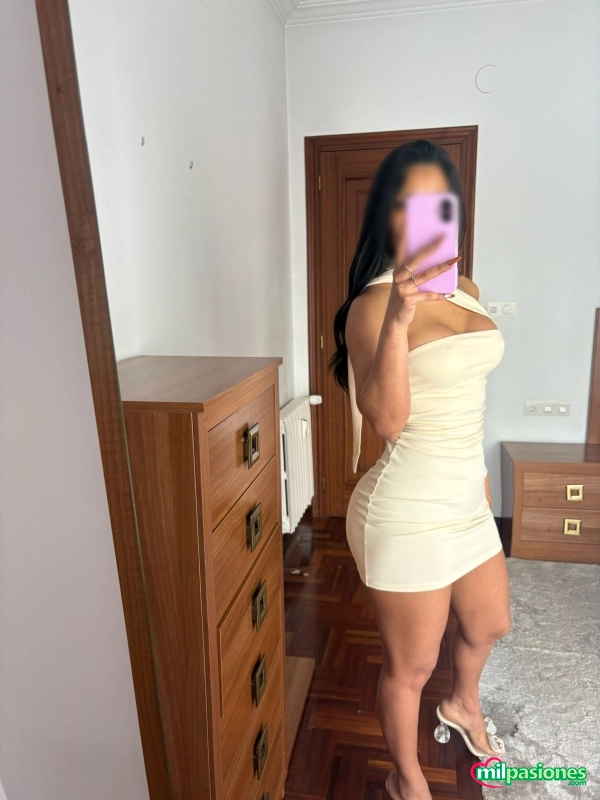 Miniatura 4 de CACHONDA ENTREGADA SIN LIMITES INQUIETA IMPLICADA SIN APUROS