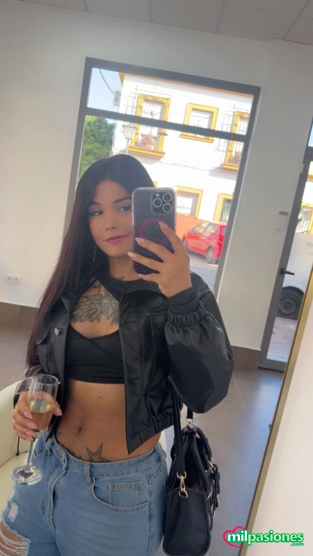 Hermosa chica trans colombiana nueva en tu zona