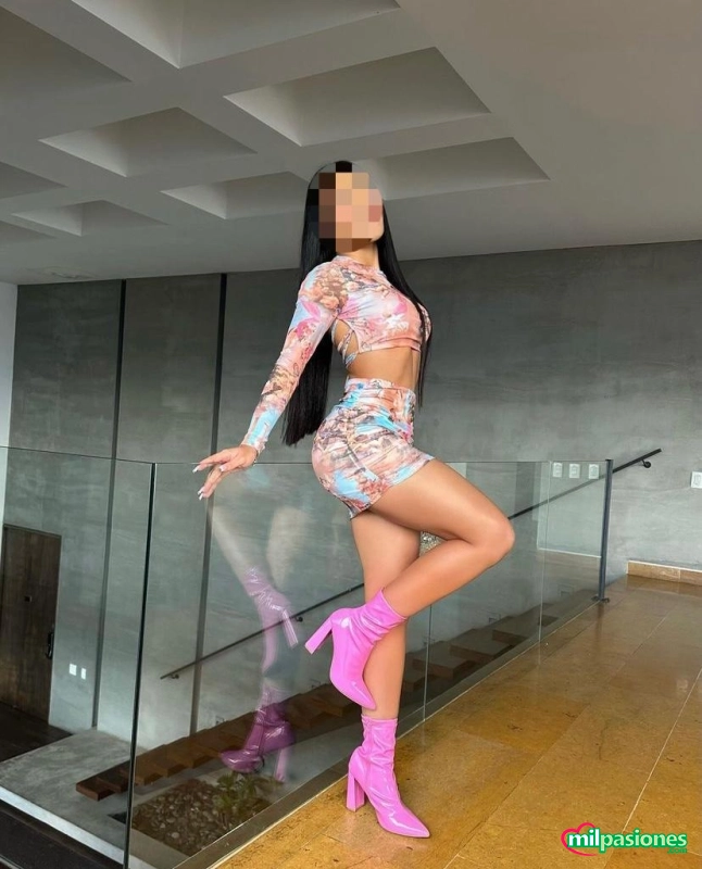 ARDIENTE SENSUAL BOMBA DE SEXO EN PEDRO ANTONIO ALARCON