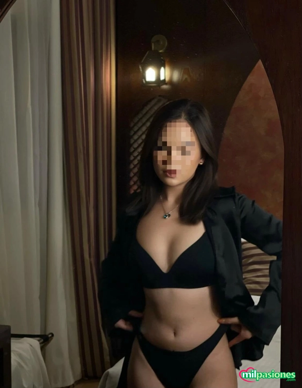 ZOE SEXY FOGOSA FIESTERA JOVENCITA UNICA PARA TI