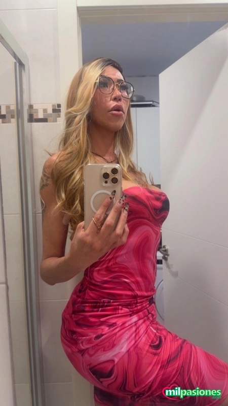 Miniatura 2 de TRAVESTI BRASILEÑA ARDIENTE, FIESTERA Y MUY JUGUETONA